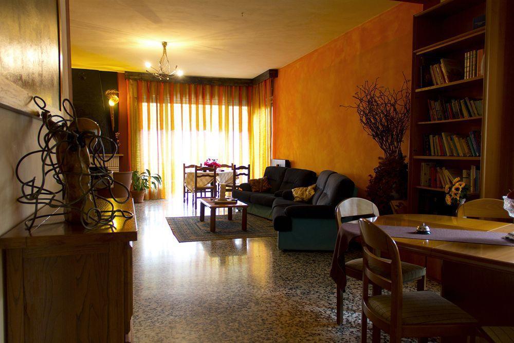 Guest House Villa De Ros Salo Exterior photo